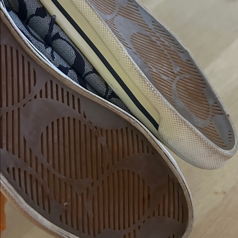 COACH blue denim low top sneakers - Picture 3 of 3